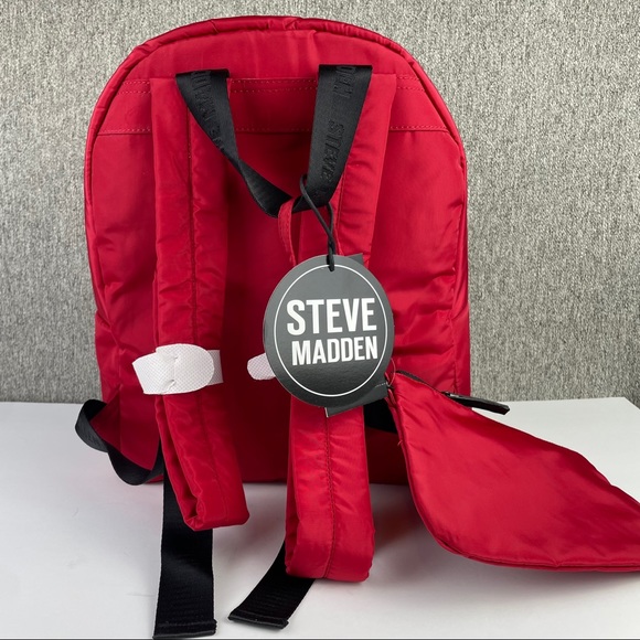 Steve Madden Women’s Crimson Red Perth Nylon Backpack With Accessory Pouch NWT - Picture 2 of 12